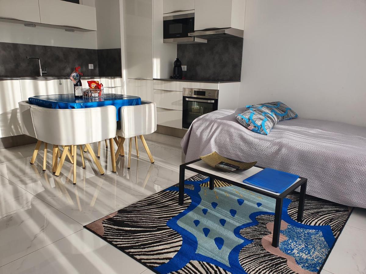 ואלאוריס Villa Harmony מראה חיצוני תמונה