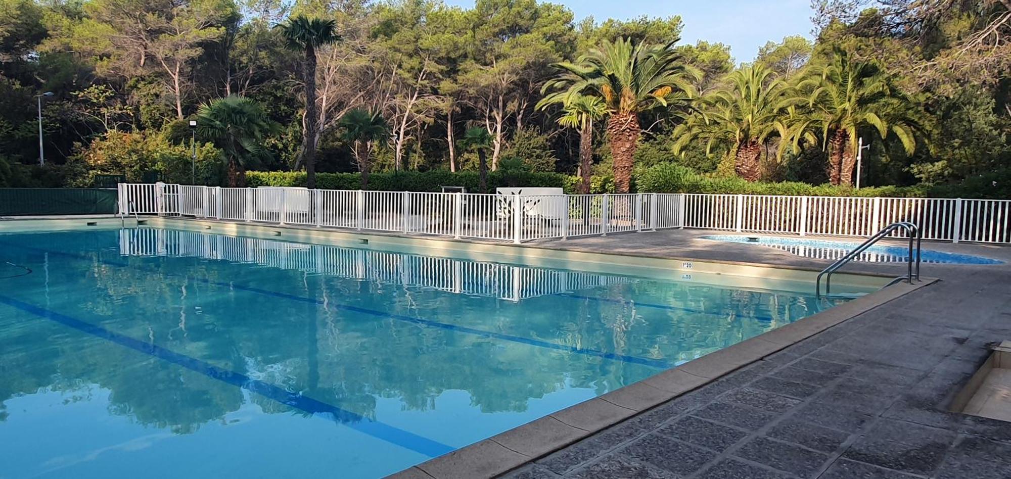 ואלאוריס Villa Harmony מראה חיצוני תמונה