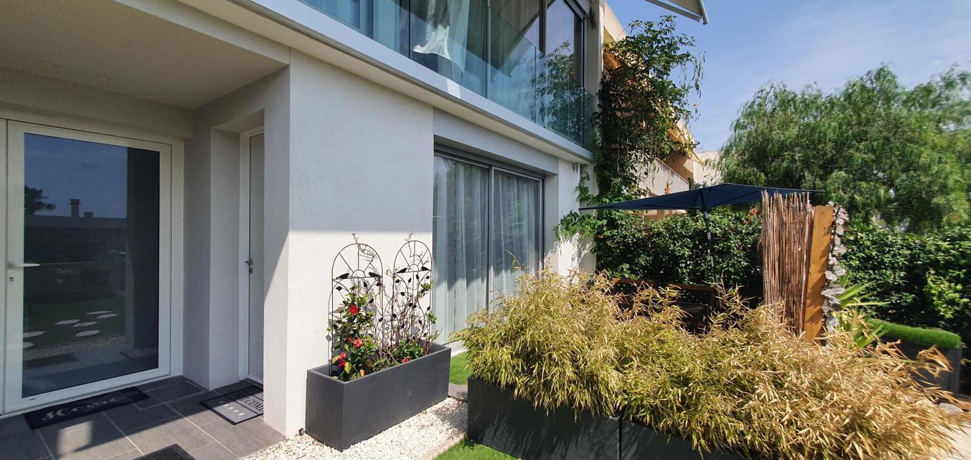 ואלאוריס Villa Harmony מראה חיצוני תמונה